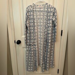 LuLaRoe Gray and White Circle Pattern Cardigan